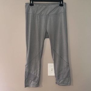 Reebok‎ Women’s Gray Leggings Medium